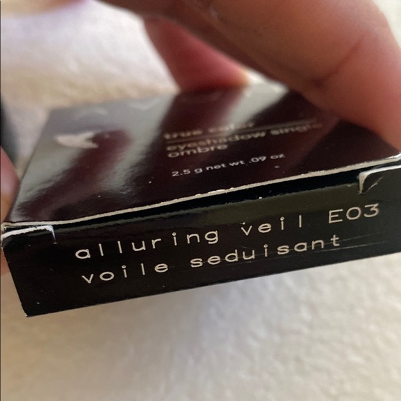 Avon Eyeshadow set of 4 - Picture 12 of 15